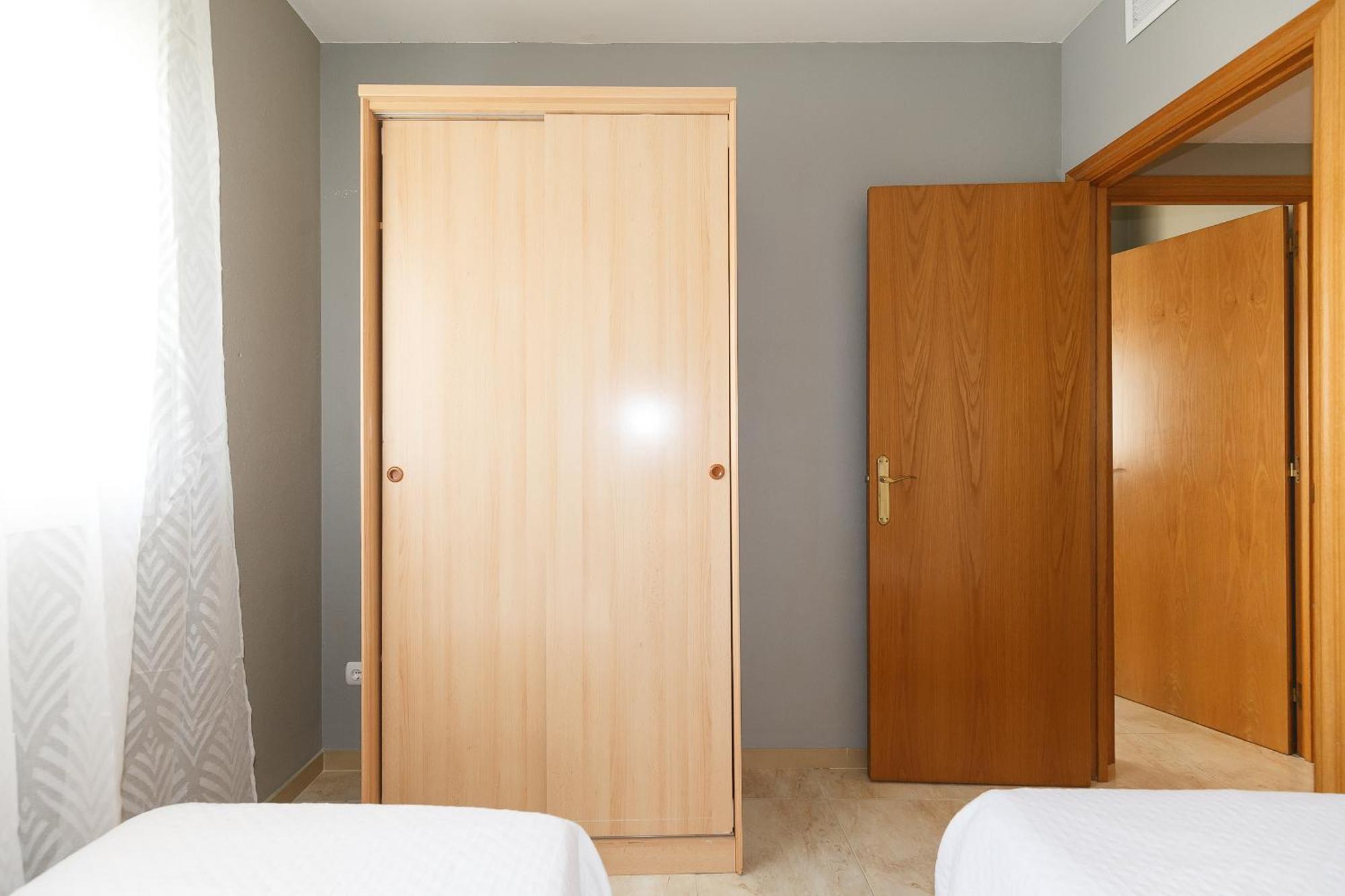 Uhc Golden Pineda Apartments La Pineda Szoba fotó