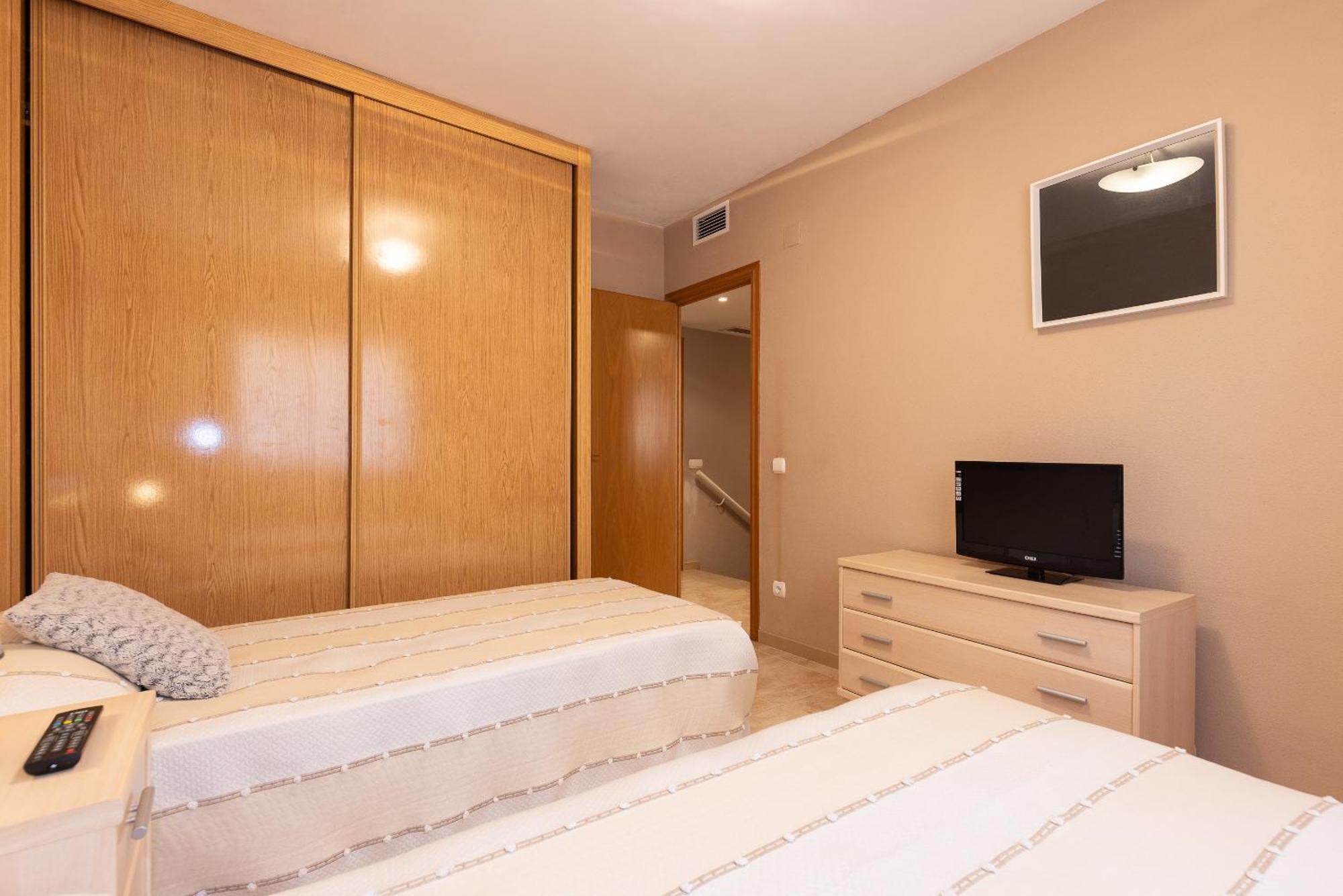 Uhc Golden Pineda Apartments La Pineda Szoba fotó