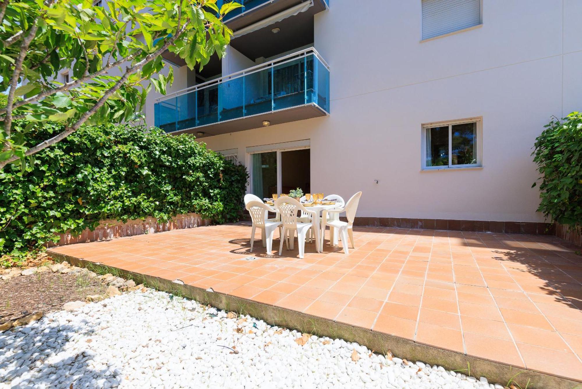 Uhc Golden Pineda Apartments La Pineda Kültér fotó