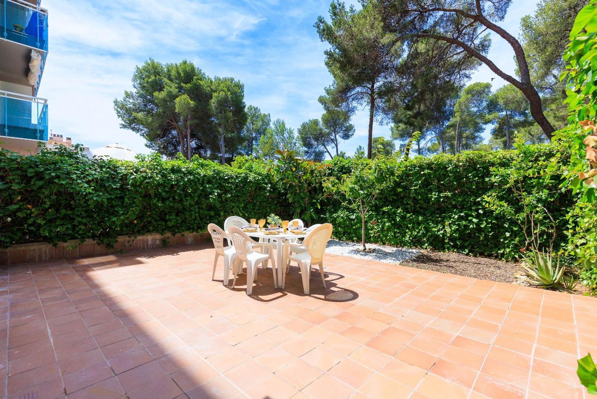 Uhc Golden Pineda Apartments La Pineda Szoba fotó