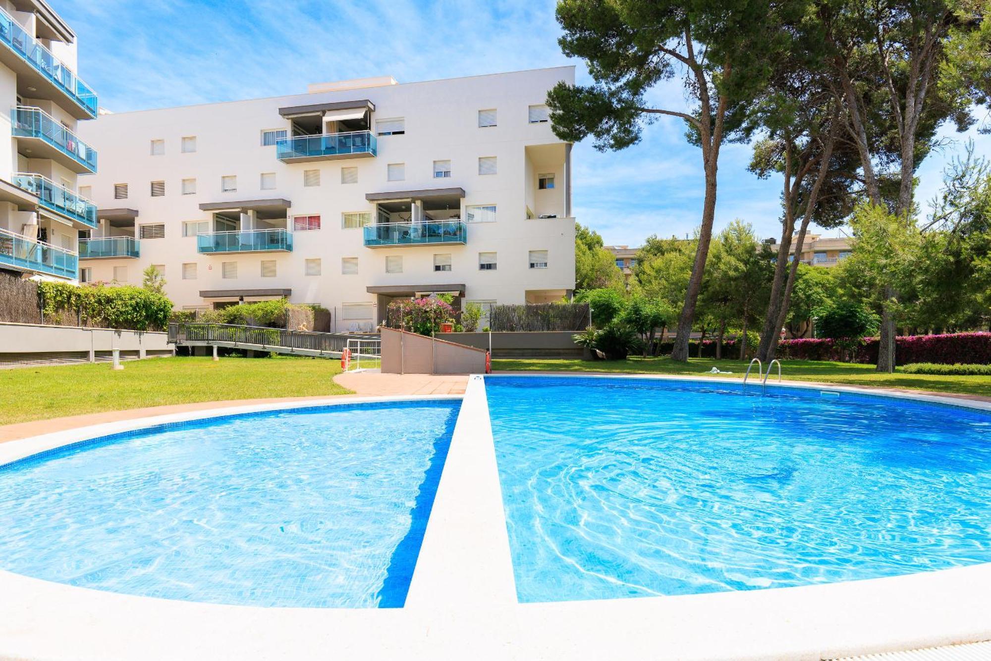 Uhc Golden Pineda Apartments La Pineda Kültér fotó